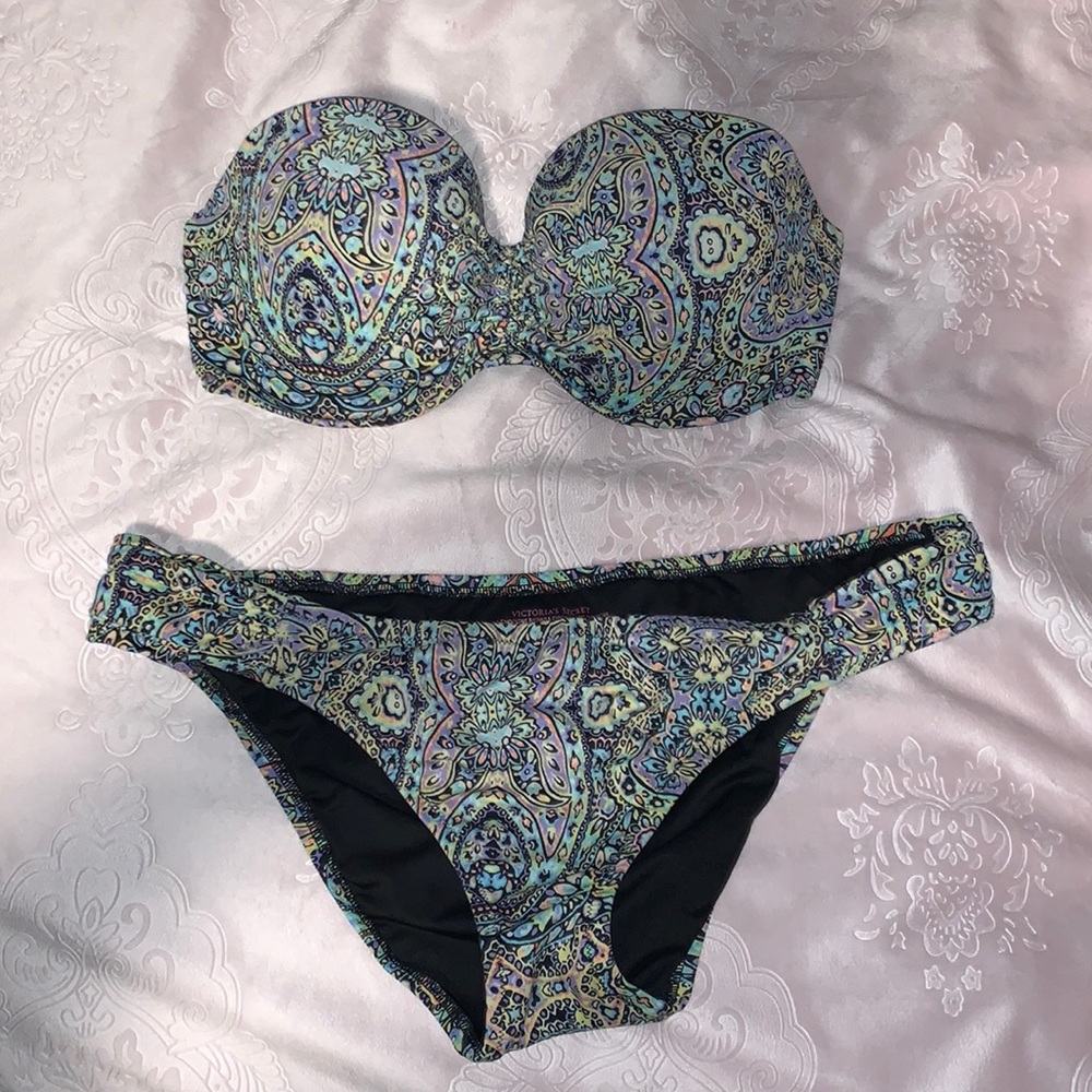 Victoria’s Secret Bikini